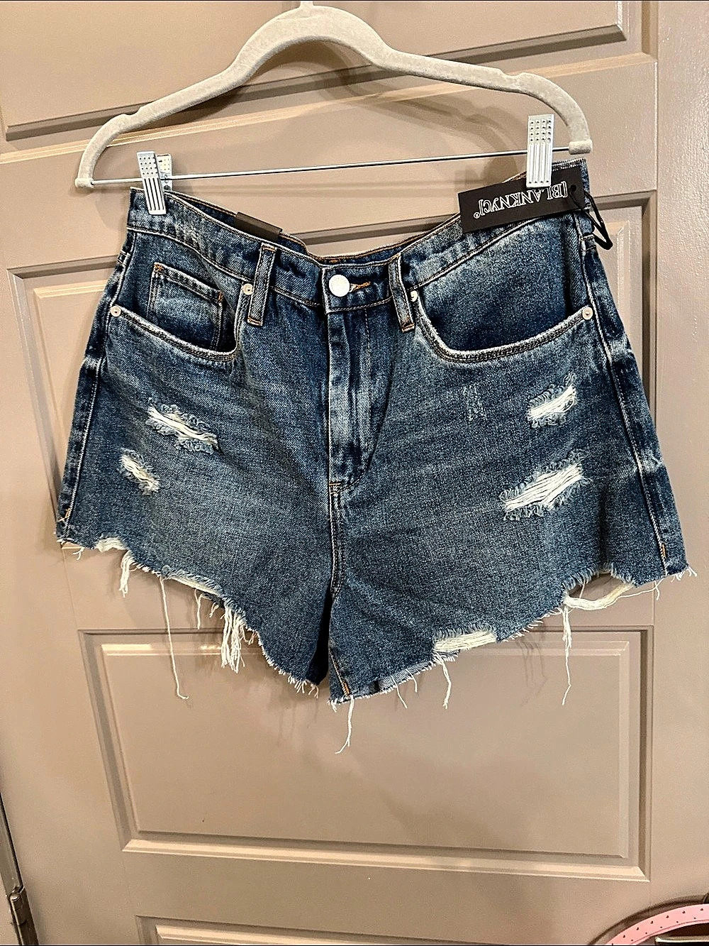 NWT BlankNYC The Barrow Vintage High-Rise Short Vintage High-Rise Denim Shorts